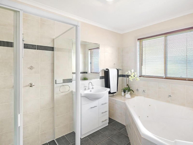 22 Carolyn Jackson Drive, Jerrabomberra NSW 2619