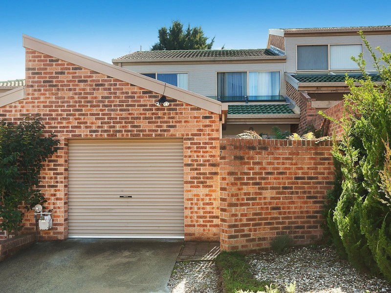 2/122 Tharwa Road, Karabar NSW 2620