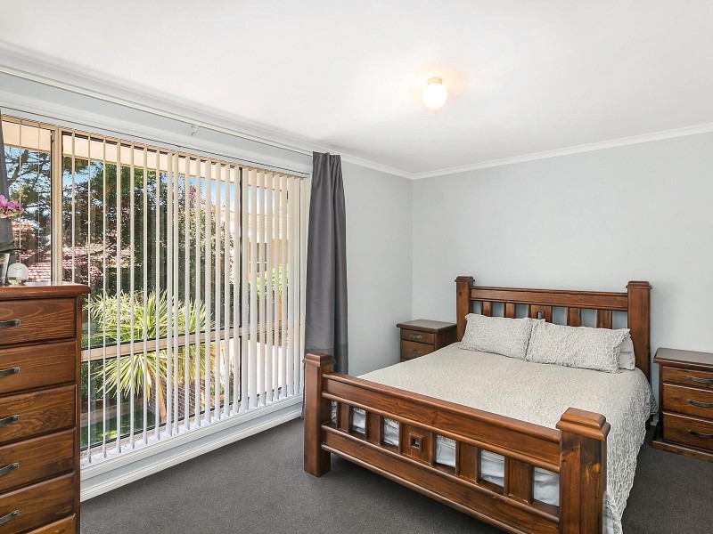 2/122 Tharwa Road, Karabar NSW 2620