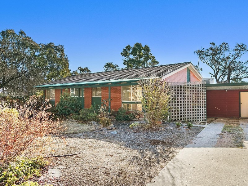 17 Longmore Crescent, Wanniassa ACT 2903