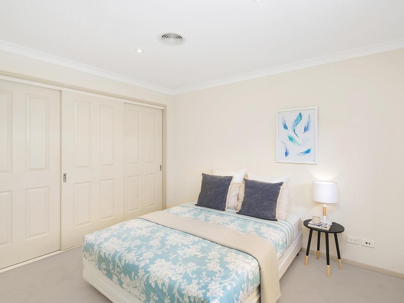 43 Carolyn Jackson Drive, Jerrabomberra NSW 2619