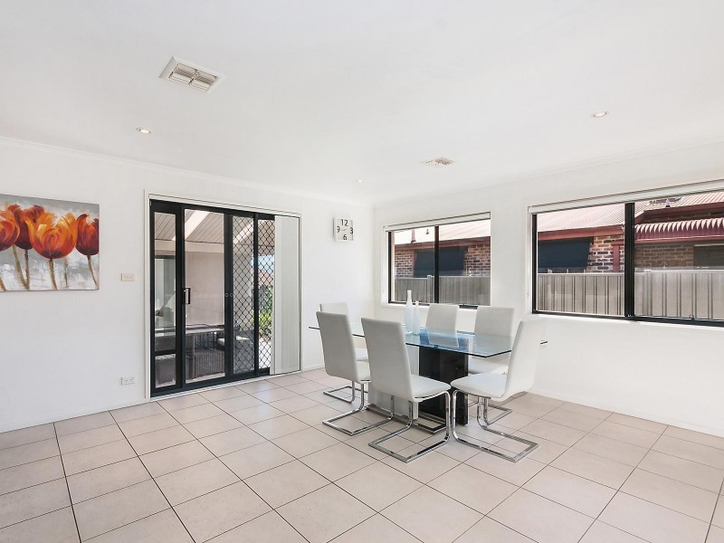 44 Carter Crescent, Calwell ACT 2905