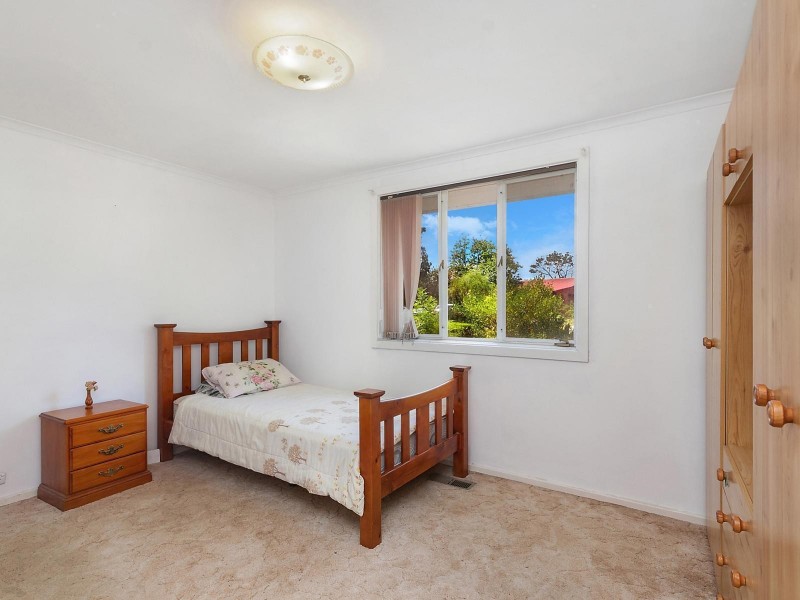 64 Calder Crescent, Holder ACT 2611