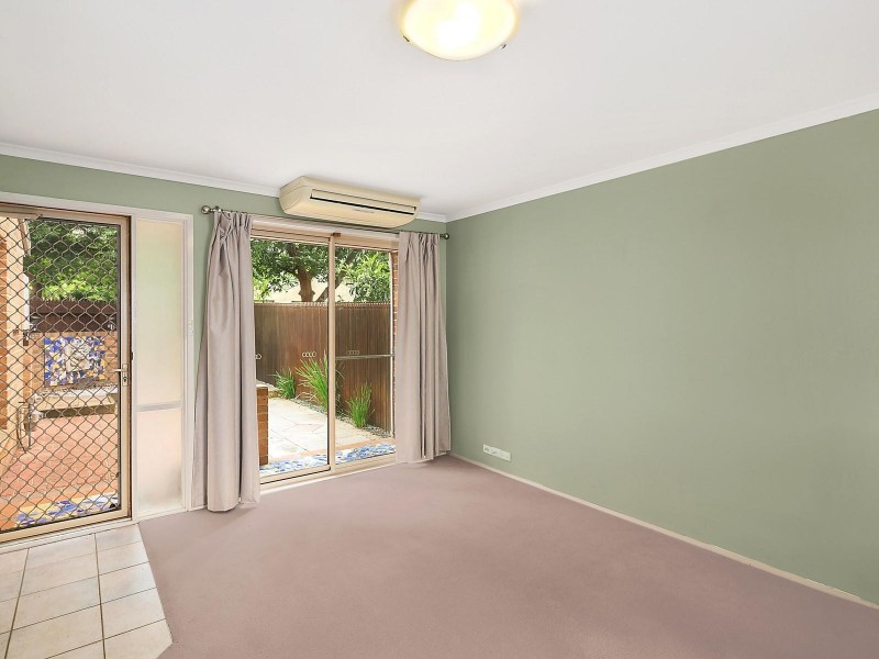 5 Brooker Street, Bonython ACT 2905