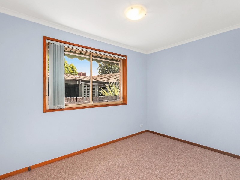 48 Beazley Crescent, Calwell ACT 2905