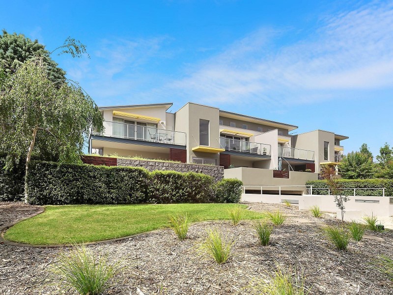 4/3 Taroona Place, Lyons ACT 2606