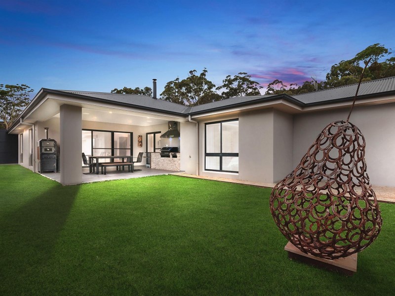 213 Binowee Drive, Googong NSW 2620