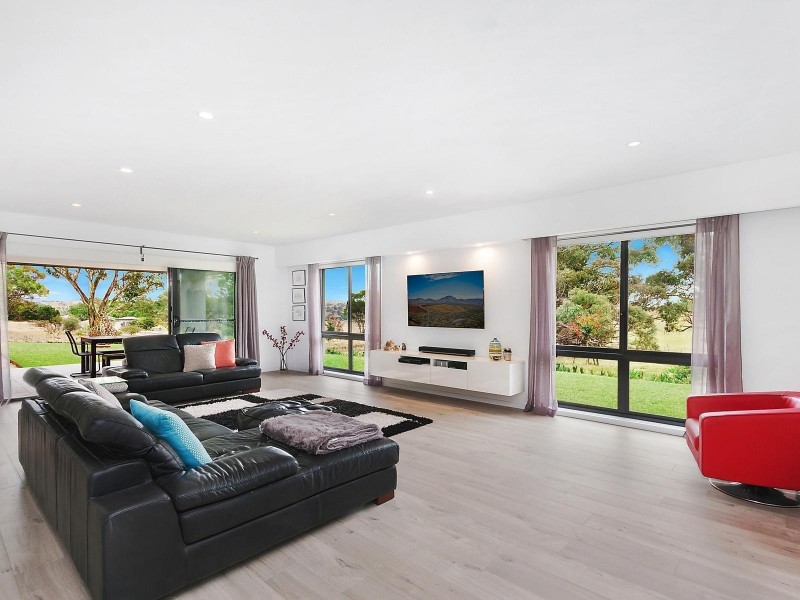213 Binowee Drive, Googong NSW 2620