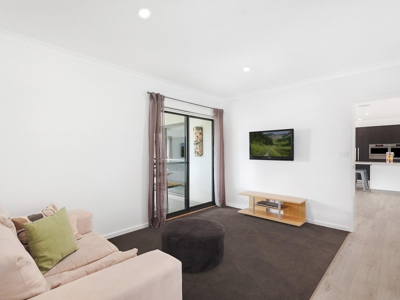 213 Binowee Drive, Googong NSW 2620