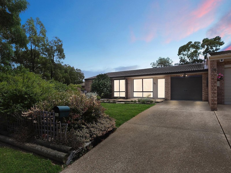 24/10 Ashby Circuit, Kambah ACT 2902