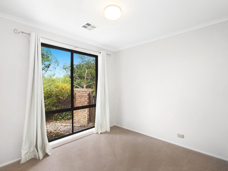 24/10 Ashby Circuit, Kambah ACT 2902