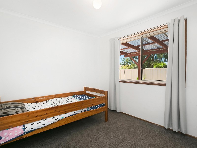 8 Curnow Place, Chisholm ACT 2905
