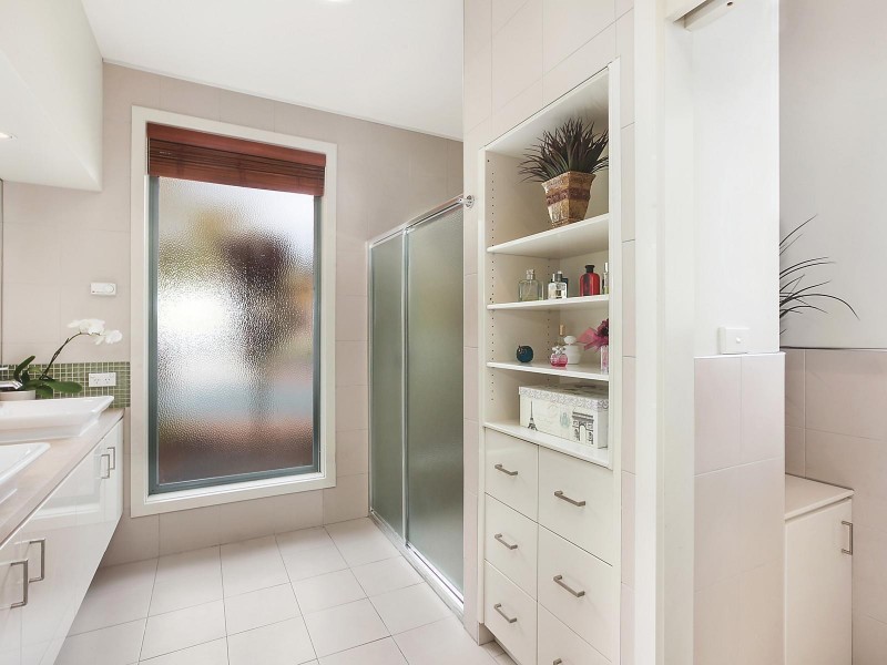 106 Waterfall Drive, Jerrabomberra NSW 2619