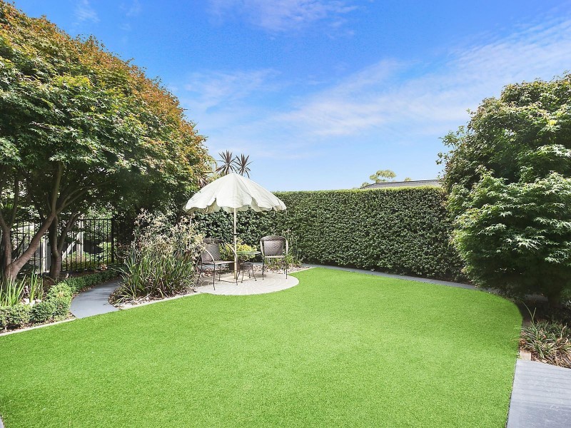 106 Waterfall Drive, Jerrabomberra NSW 2619