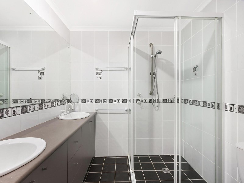 5 Batt Place, Gordon ACT 2906