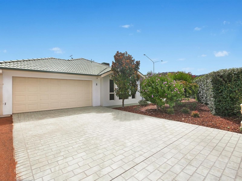 5 Batt Place, Gordon ACT 2906