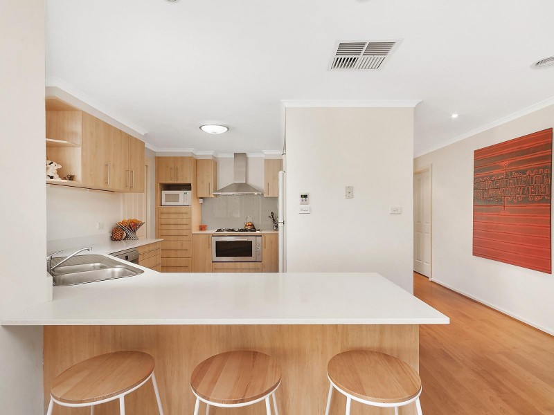 45 Firethorn Place, Jerrabomberra NSW 2619