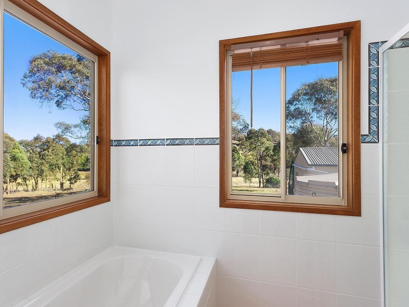 35 Sheehan Road, Hoskinstown NSW 2621