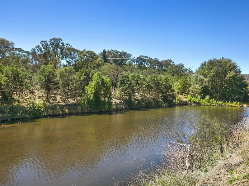 32 Emery Crescent, Queanbeyan NSW 2620