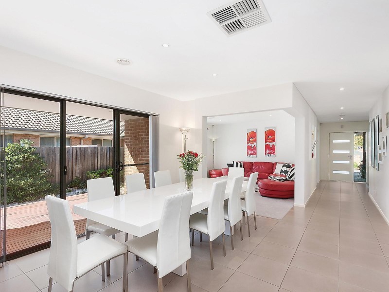 29 Hutchison Circuit, Crestwood NSW 2620
