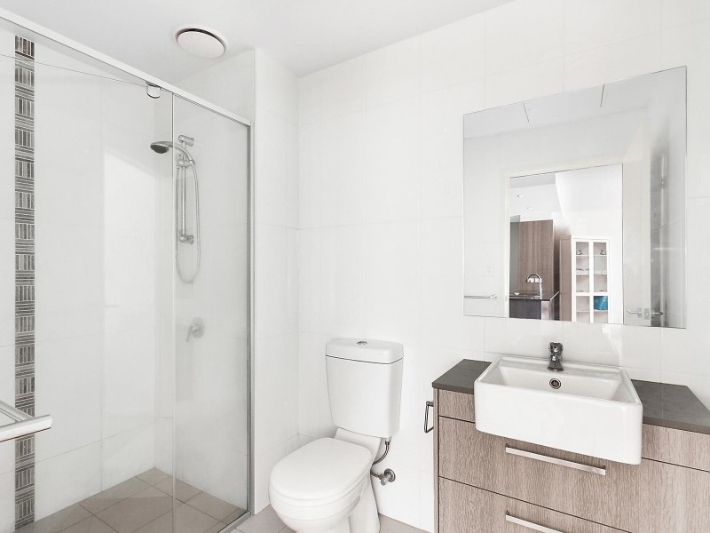 27/121 Easty Street, Phillip ACT 2606