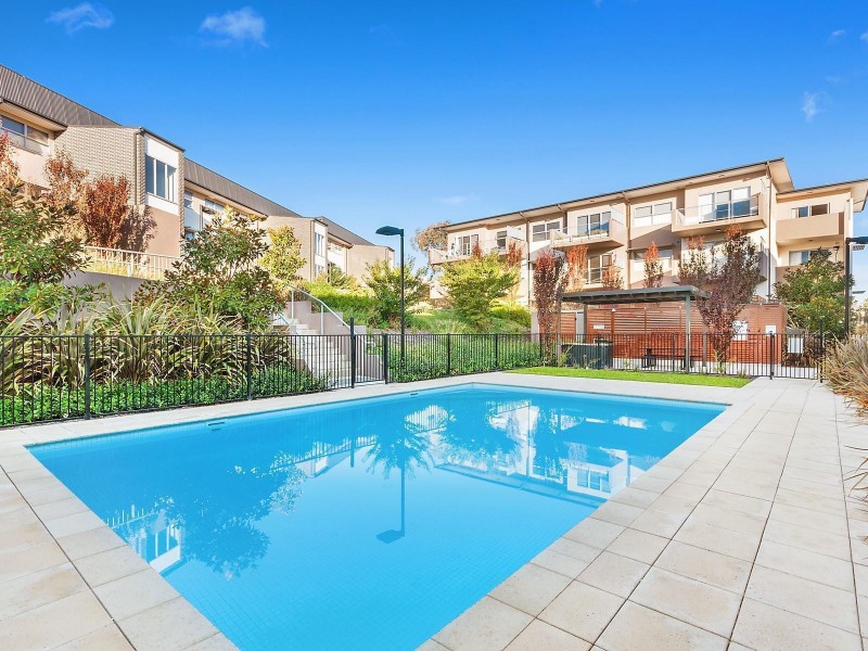 27/121 Easty Street, Phillip ACT 2606