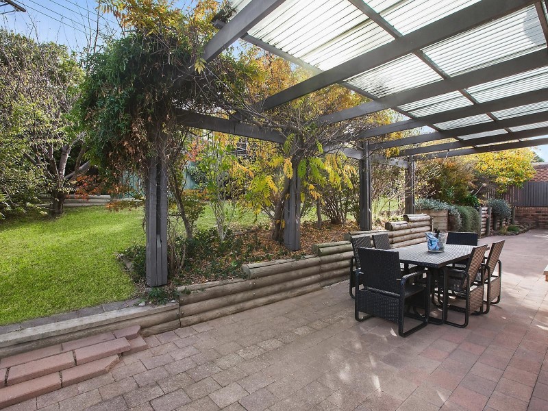 7 Max Henry Crescent, Macarthur ACT 2904