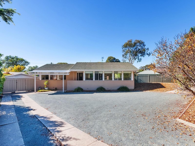 18 Findlay Street, Higgins ACT 2615