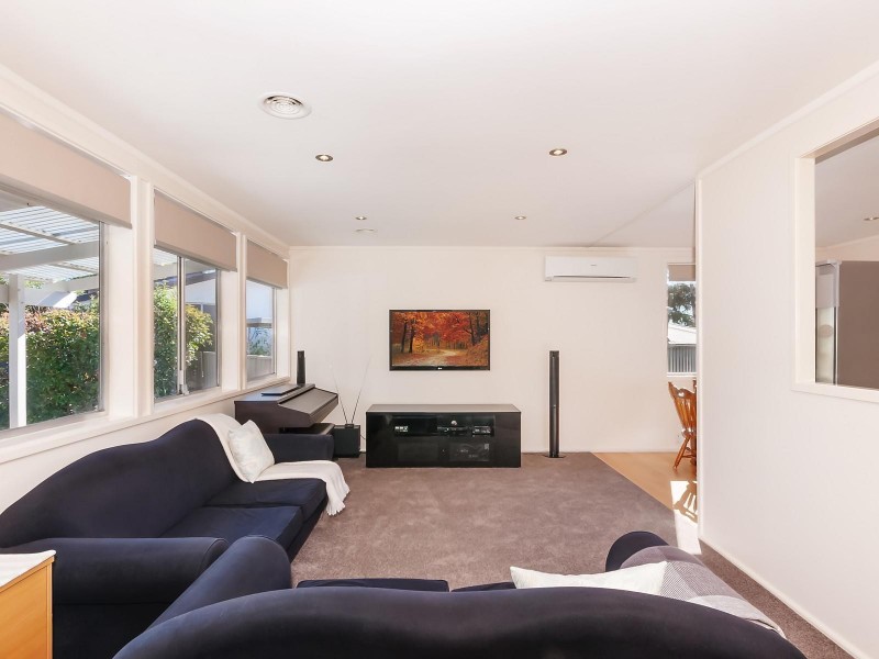 18 Findlay Street, Higgins ACT 2615