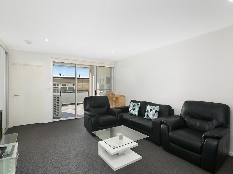 34/1 Limburg Way, Greenway ACT 2900