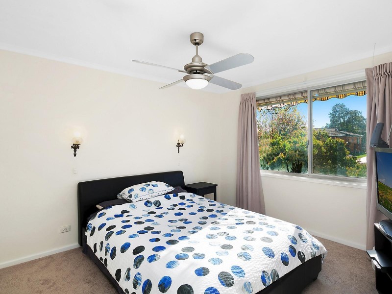 10 Tanner Place, Kambah ACT 2902