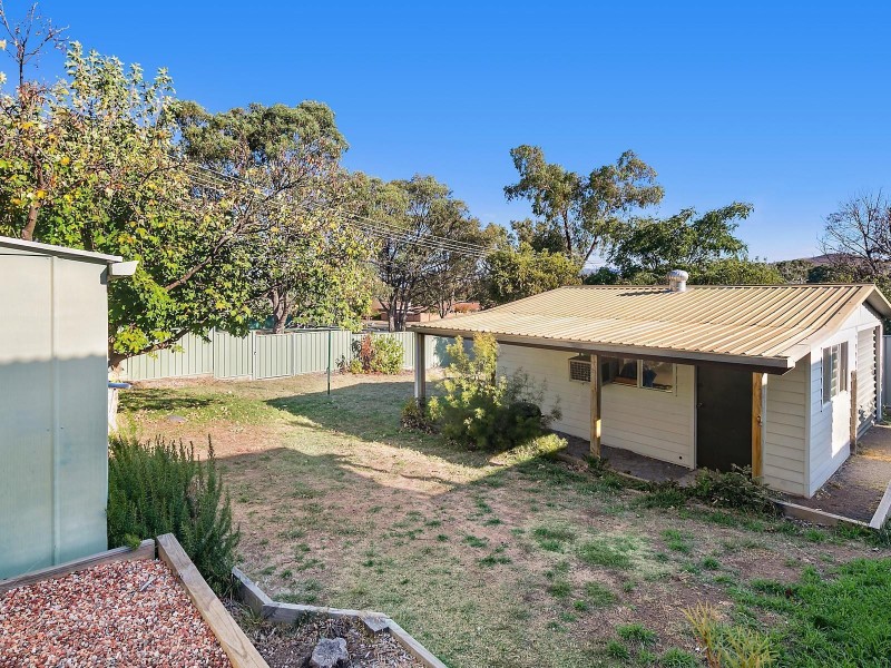 10 Tanner Place, Kambah ACT 2902