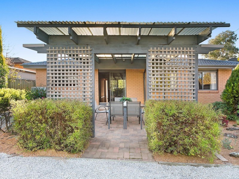 8 Verney Place, Gowrie ACT 2904