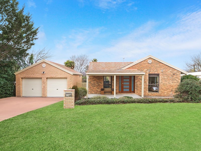 134 Newman-Morris Circuit, Oxley ACT 2903