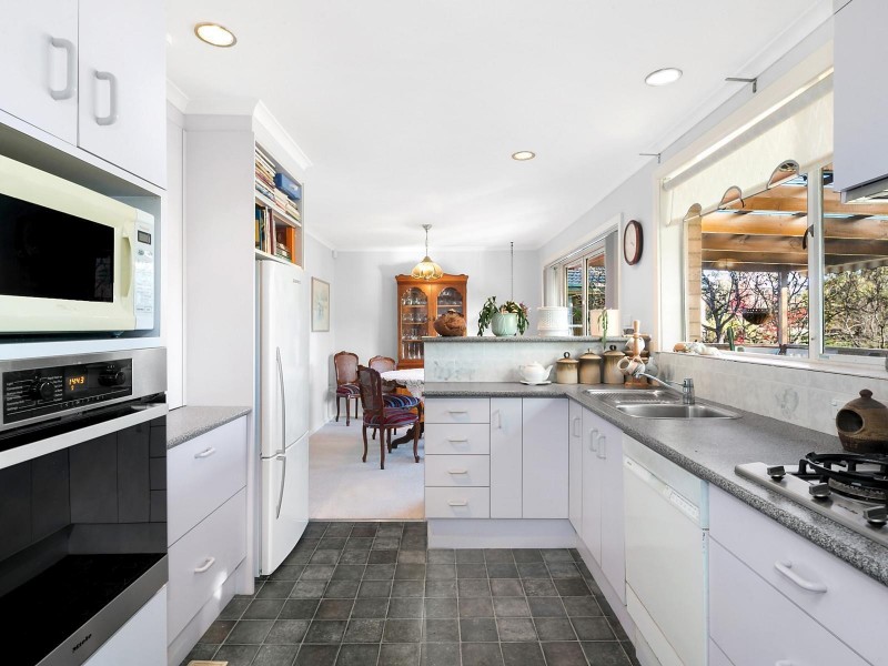 58 Calder Crescent, Holder ACT 2611