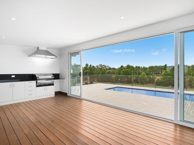 86 Wyoming Road, Bywong NSW 2621