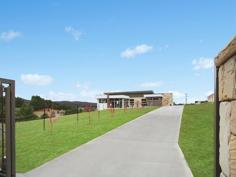 86 Wyoming Road, Bywong NSW 2621