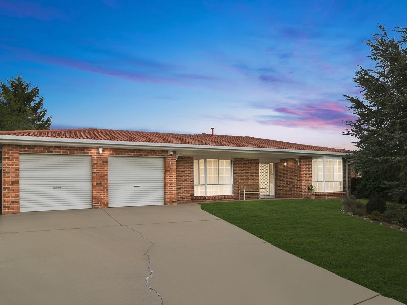 4 Christie Place, Gordon ACT 2906