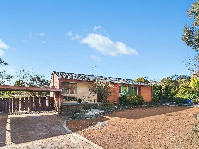 19 Longmore Crescent, Wanniassa ACT 2903