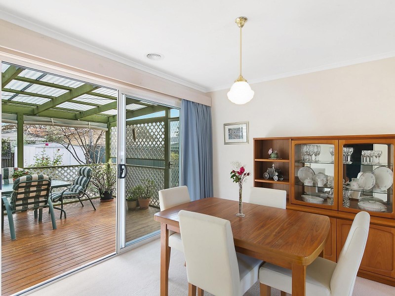 8 Bowler Place, Kambah ACT 2902