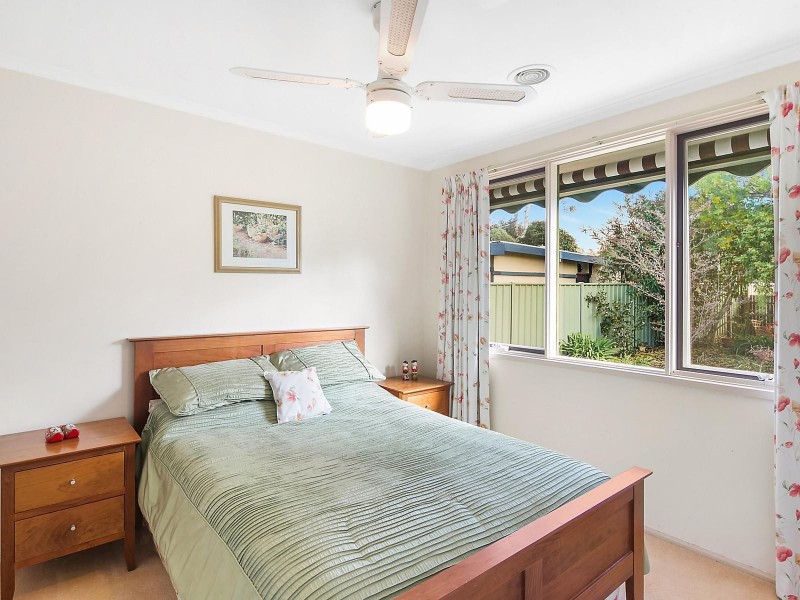 8 Bowler Place, Kambah ACT 2902