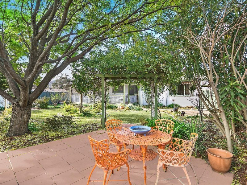 8 Bowler Place, Kambah ACT 2902