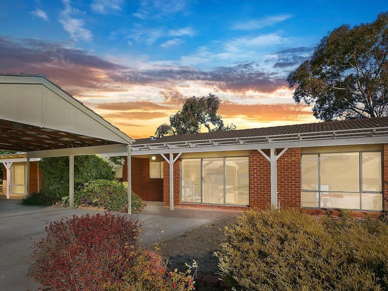 2/21 Elm Way, Jerrabomberra NSW 2619