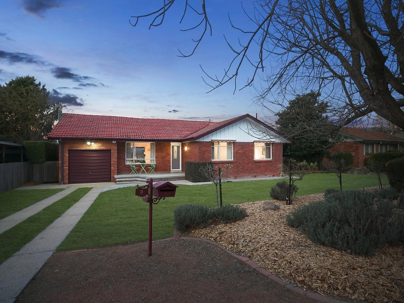 3 Leake Place, Curtin ACT 2605
