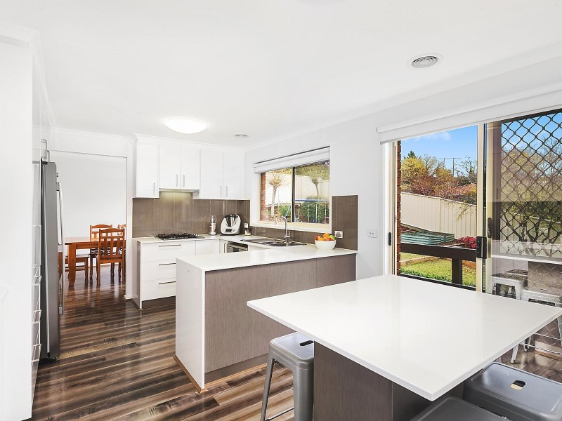 12 Ling Place, Queanbeyan NSW 2620