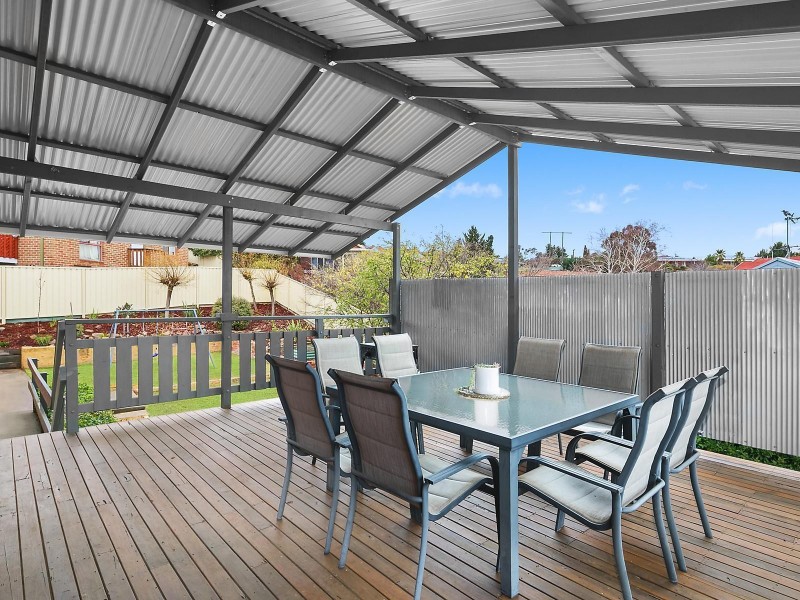 12 Ling Place, Queanbeyan NSW 2620