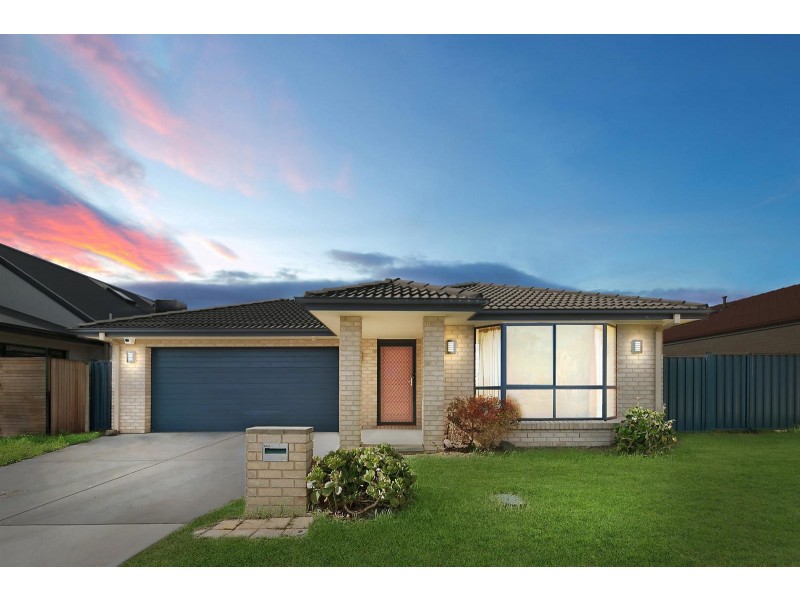 28 Christina Stead Street, Franklin ACT 2913