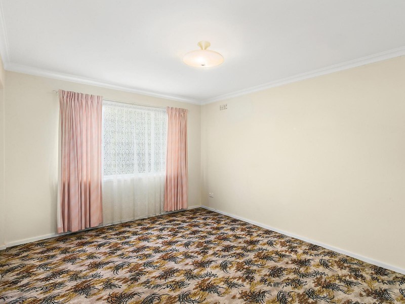 6 Blackall Avenue, Queanbeyan NSW 2620