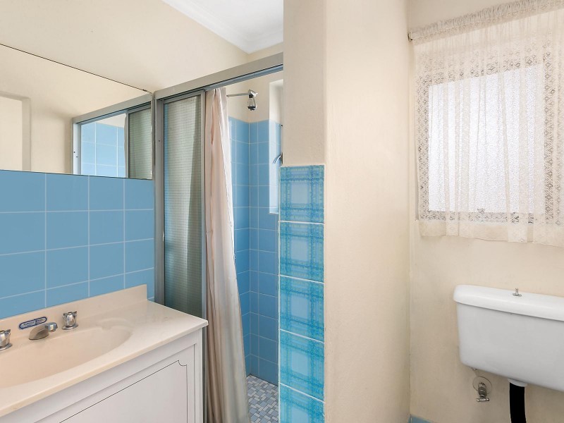 6 Blackall Avenue, Queanbeyan NSW 2620