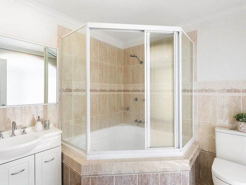 20A Bayside Court, Jerrabomberra NSW 2619